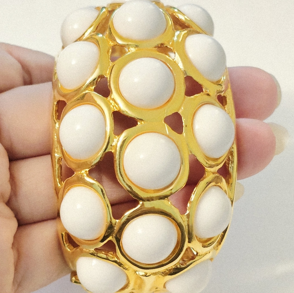 vintage Kenneth Jay Lane chunky white Cabochon cuff bracelet Mod Space Age
